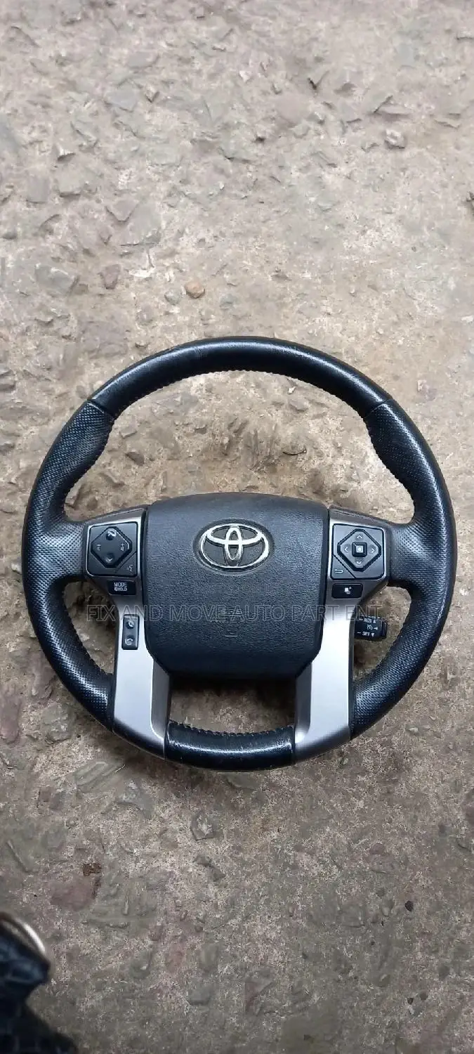 Toyota Tundra 2012-2020 STEERING WHEEL AIRBAG Available