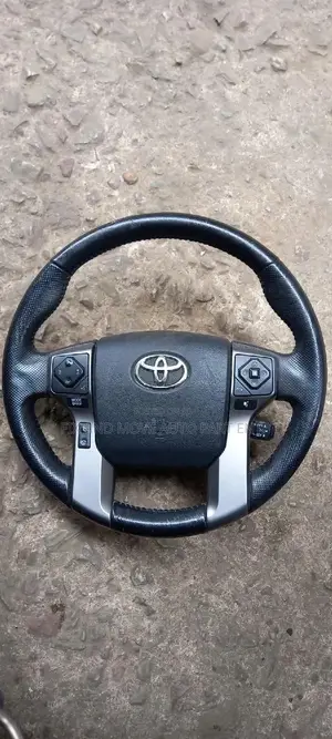 Toyota Tundra 2012-2020 STEERING WHEEL AIRBAG Available