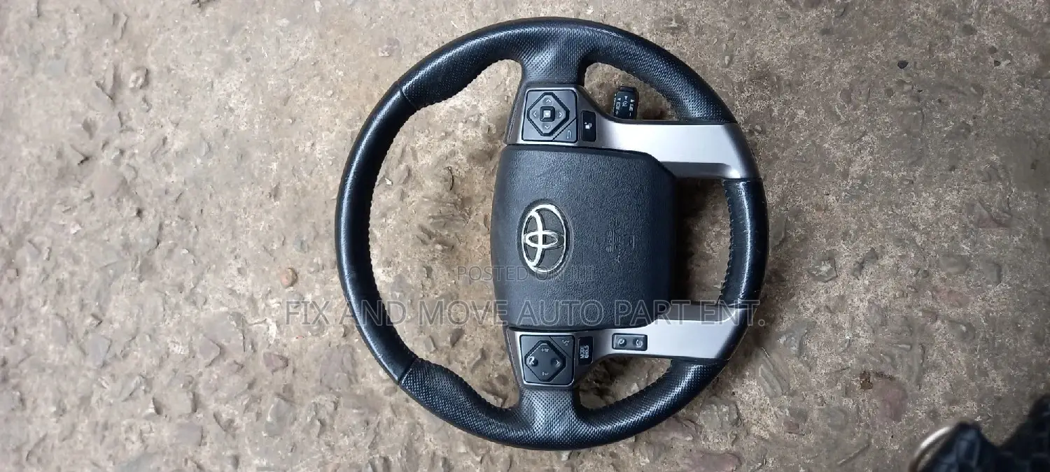 Toyota Tundra 2012-2020 STEERING WHEEL AIRBAG in Stock