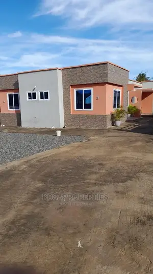 4bdrm House in Nungua Adogonor, Spintex for sale
