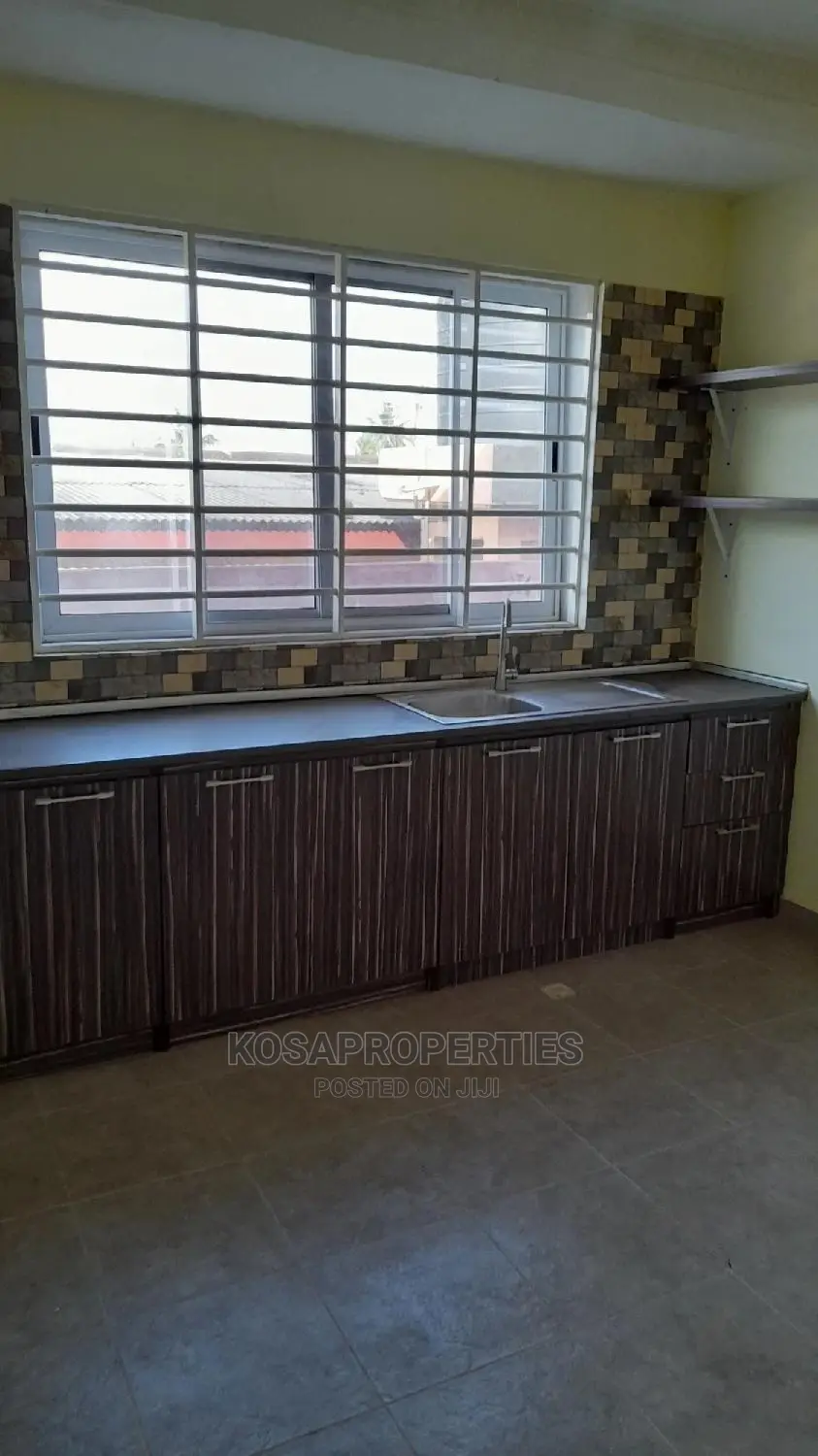 4bdrm House in Nungua Adogonor, Spintex for sale