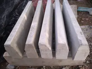 Quality Garden/ Roadside Kerbs for Sale