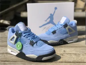 Jordan 4 University Blue