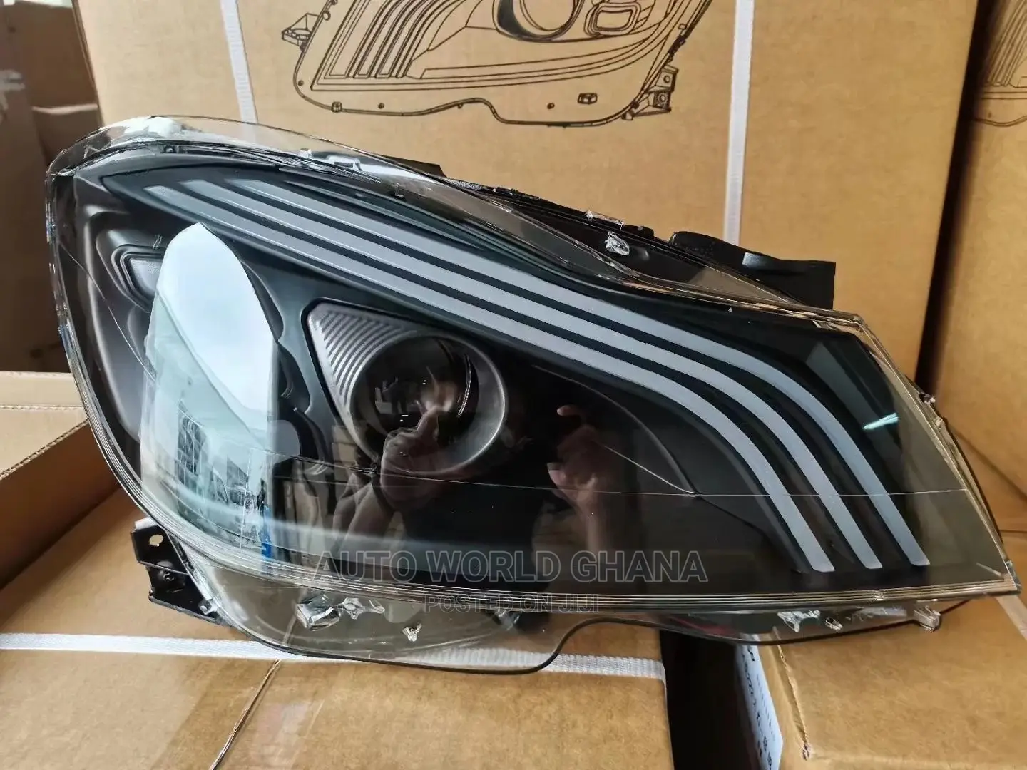 Mercedes Benz W204 Headlight C300 C250 2011 2012 2013 2014