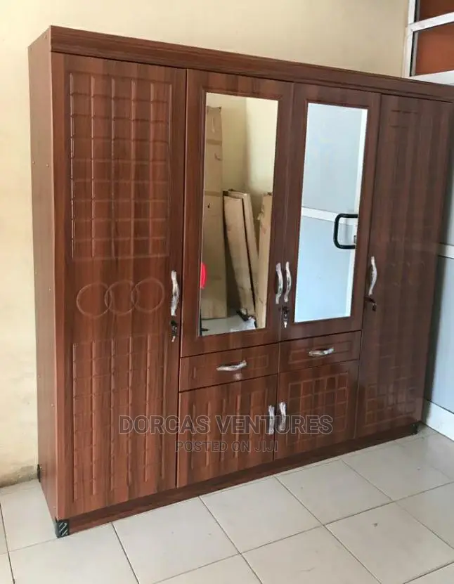 Quality Wardrobe 4 Doors 