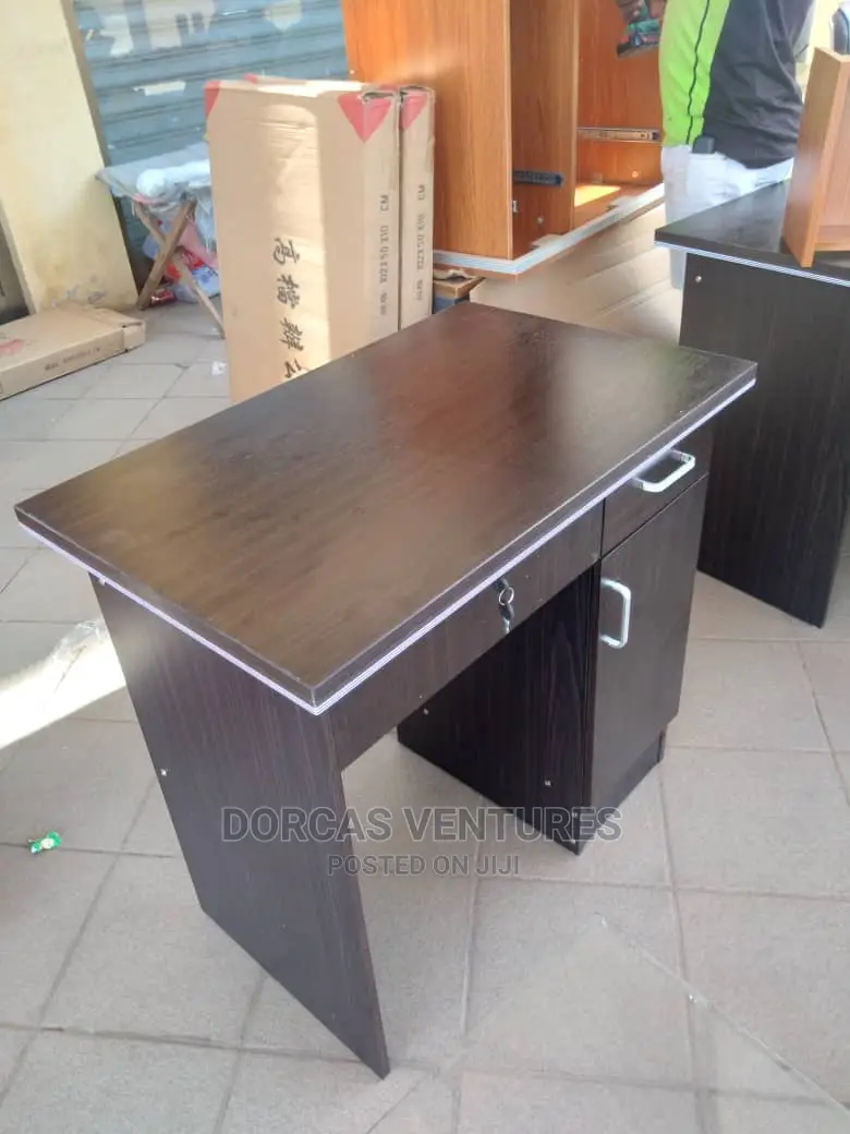 Con Desk for Pc/ Office Tab