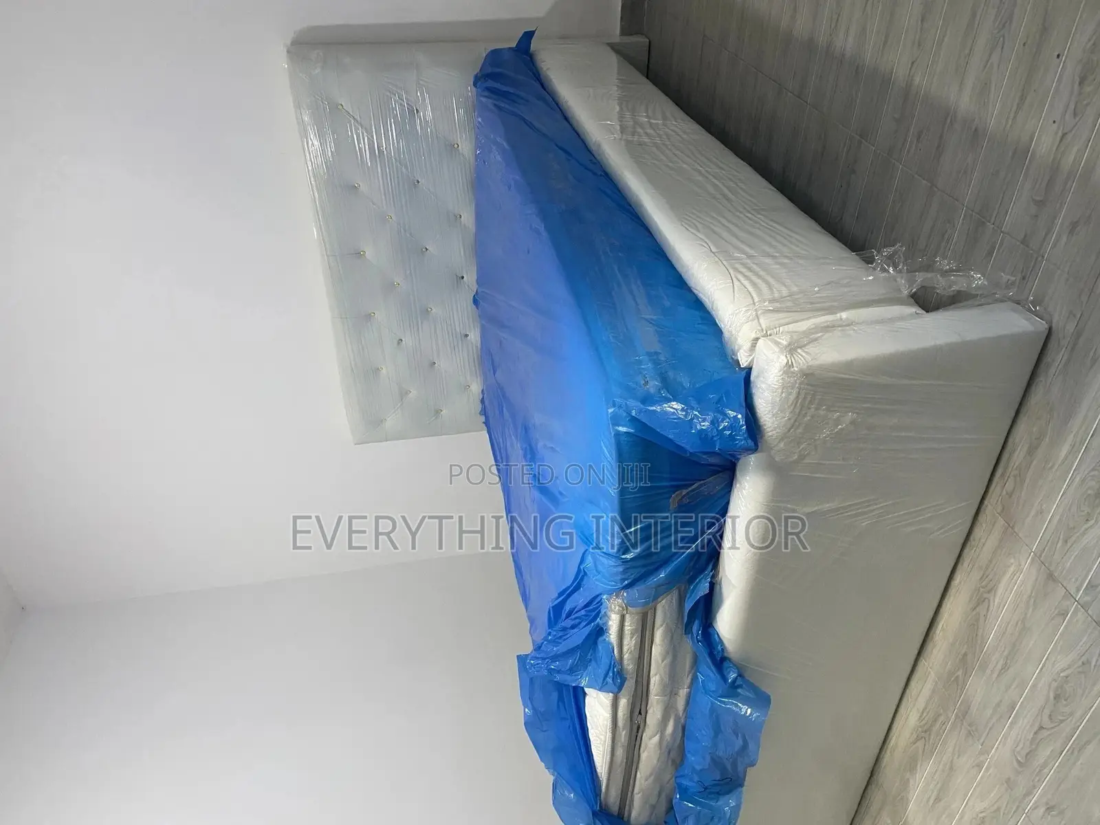 Queen Size Bed Frame With Mattress at Cool Price 3950ghc