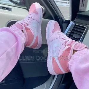 Jordan 1 Retro Pink White