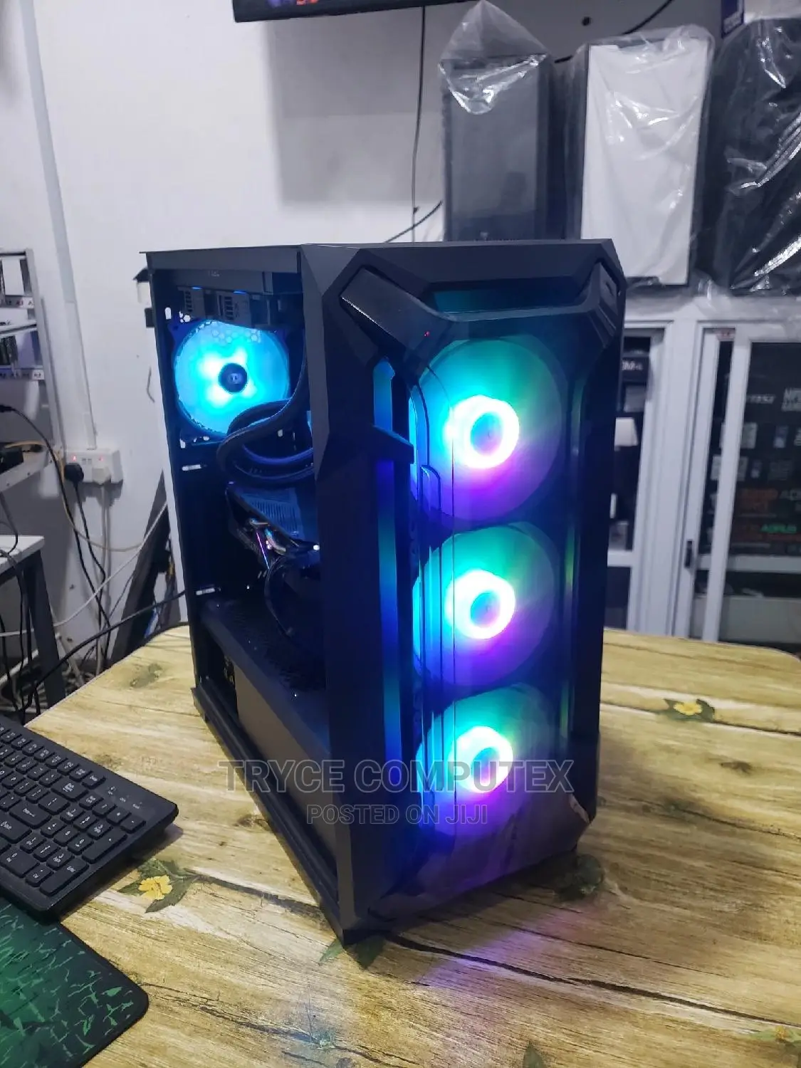 New Desktop Computer MSI model 32GB Intel Core i7 SSD 2T