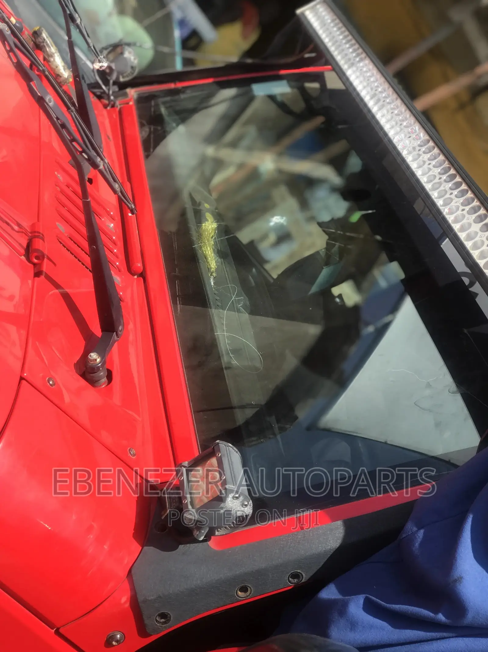 Jeep Wrangler Windscreen