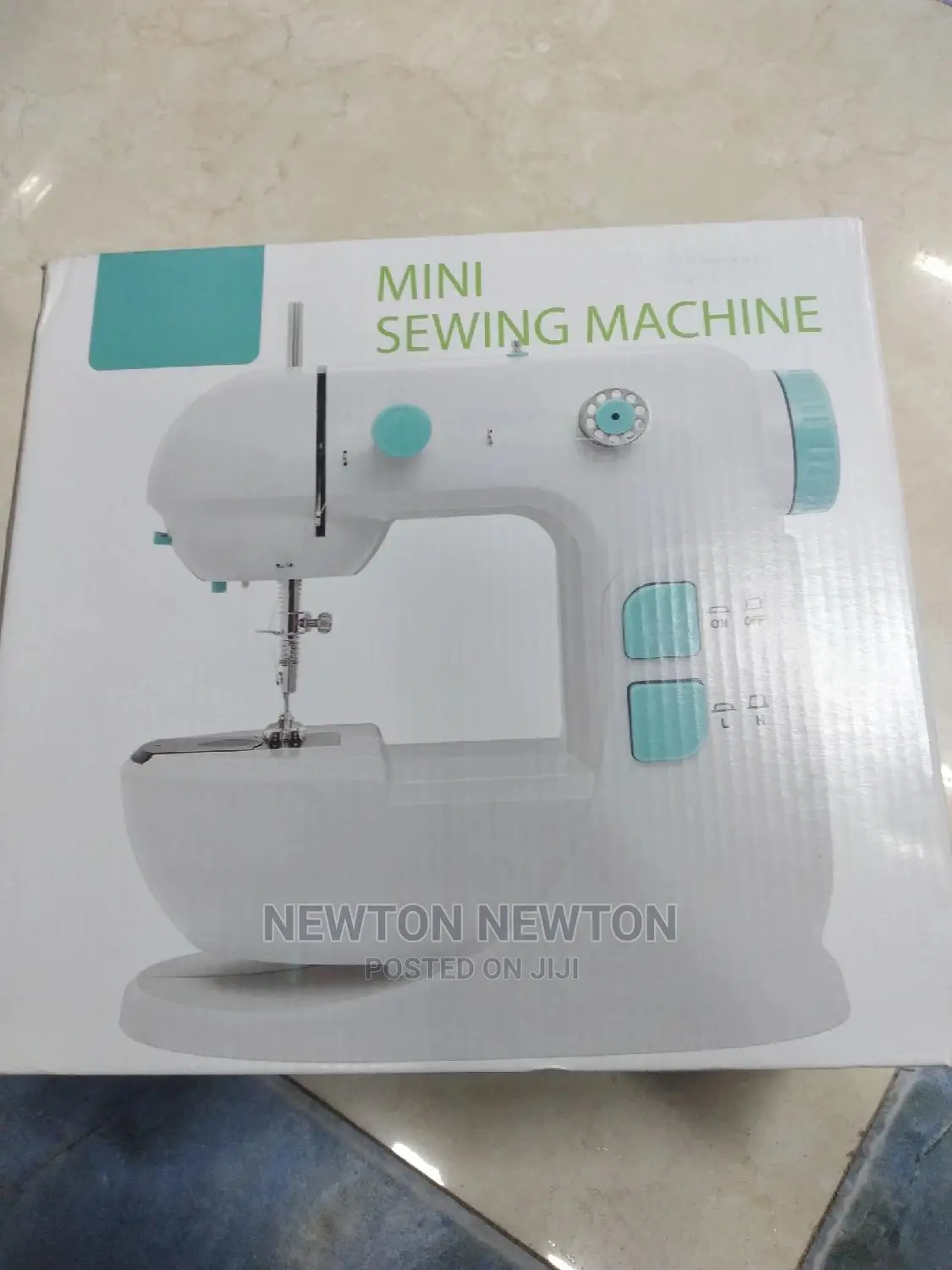 Mini Sewing Machine