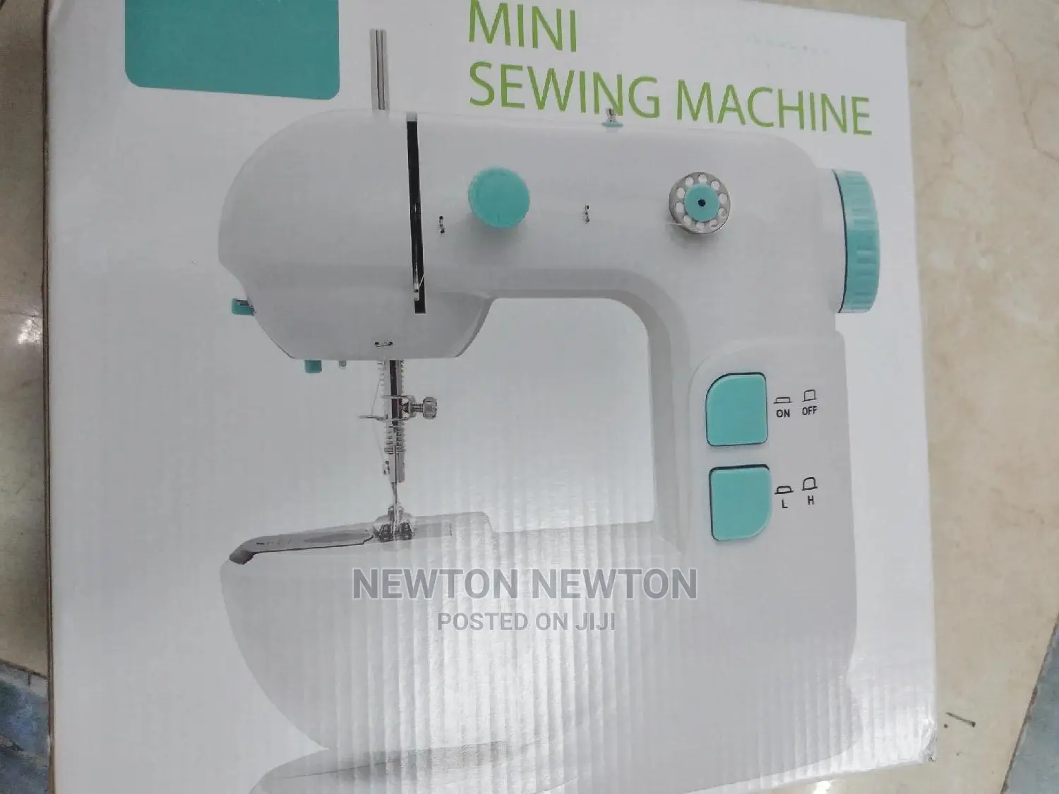 Mini Sewing Machine