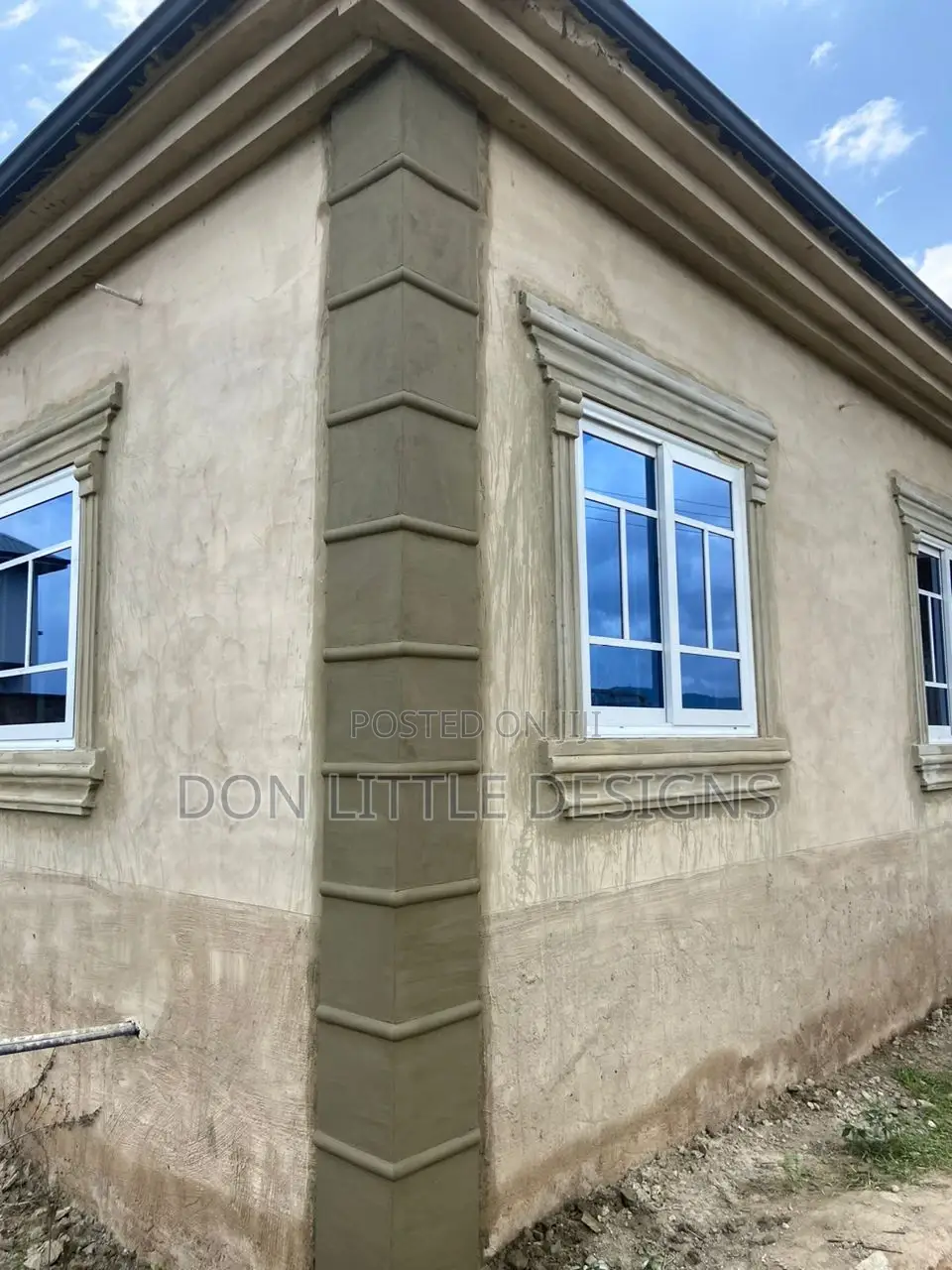 Widows, Pillar and Corner