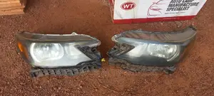Honda CR-V 2012-2015 Front HEADLIGHT Pair in Stock