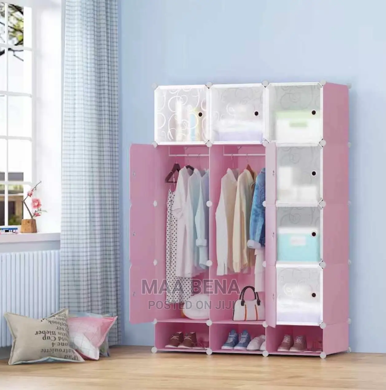 Plastic Wardropes 12 Cubicles
