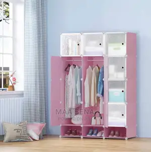 Plastic Wardropes 12 Cubicles