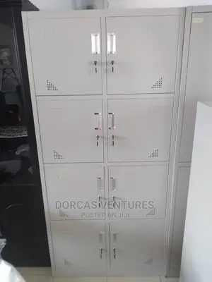 8 Doors Metal Cabinet