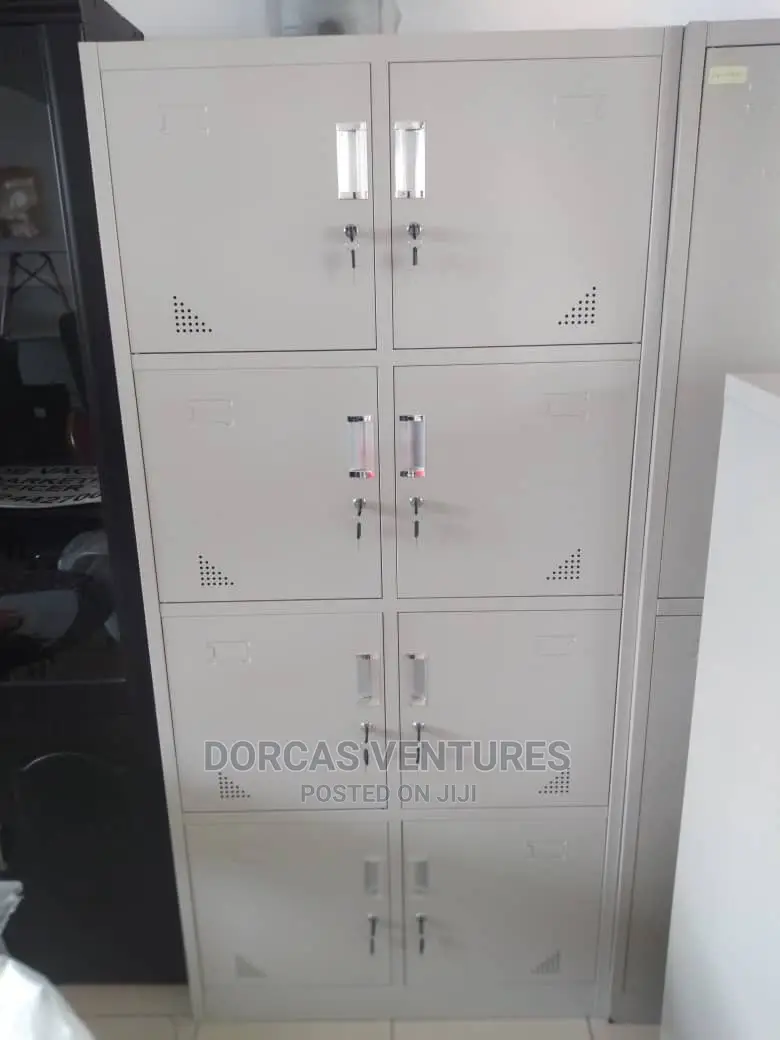 8 Doors Metal Cabinet