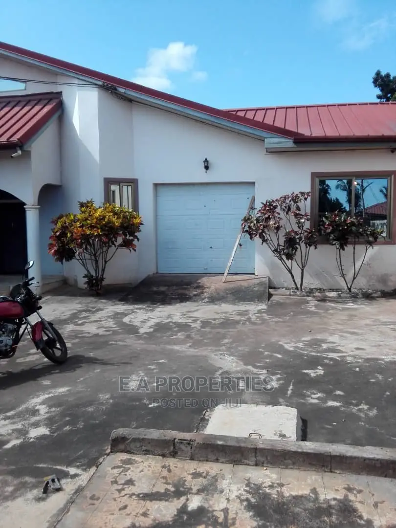 5bdrm House in E a Proprties, Frafraha for Sale