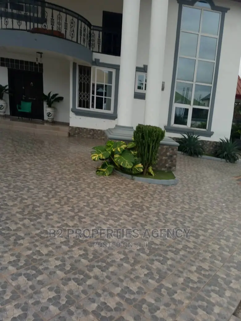 Furnished 5bdrm Mansion in B2 Properties Agency, Kumasi Metropolitan