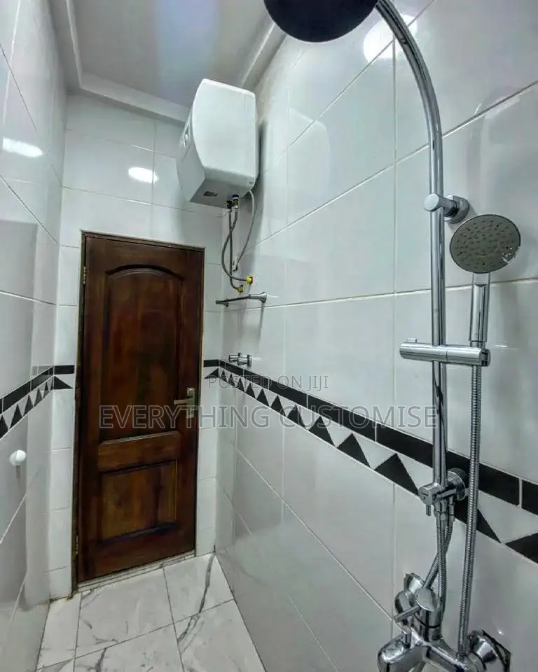 Furnished 2bdrm Apartment in Naa Lamiley Tower, Old Ashomang for rent
