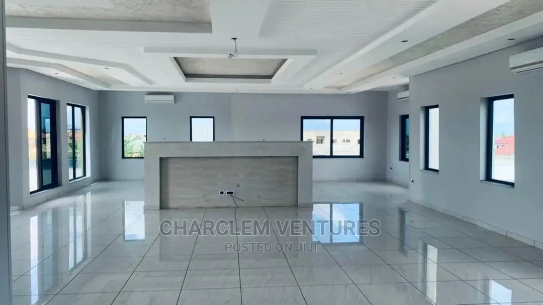 4bdrm Duplex in Priscilla Agent, East Legon for Sale
