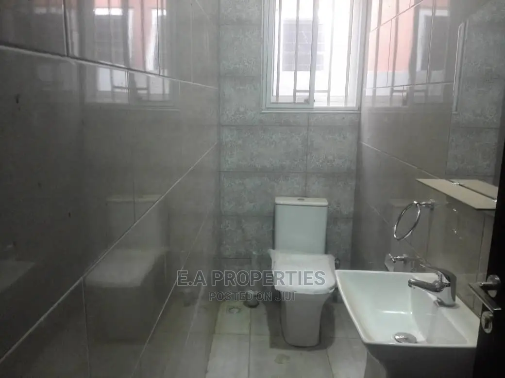 3bdrm House in E a Properties, Frafraha for Sale