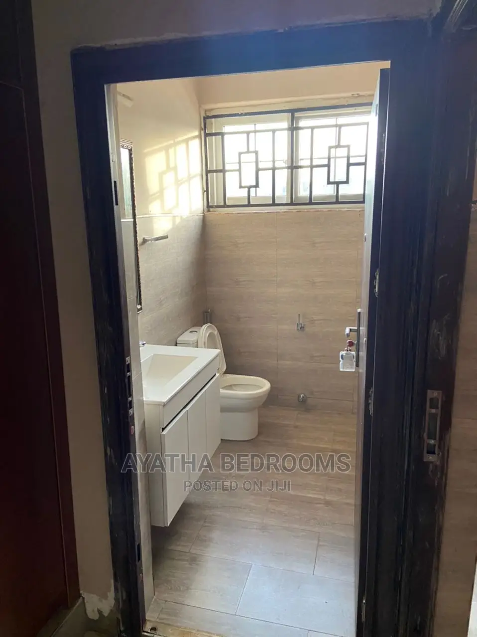 3bdrm Apartment in Ayathar Bedroom, Tseaddo for Rent