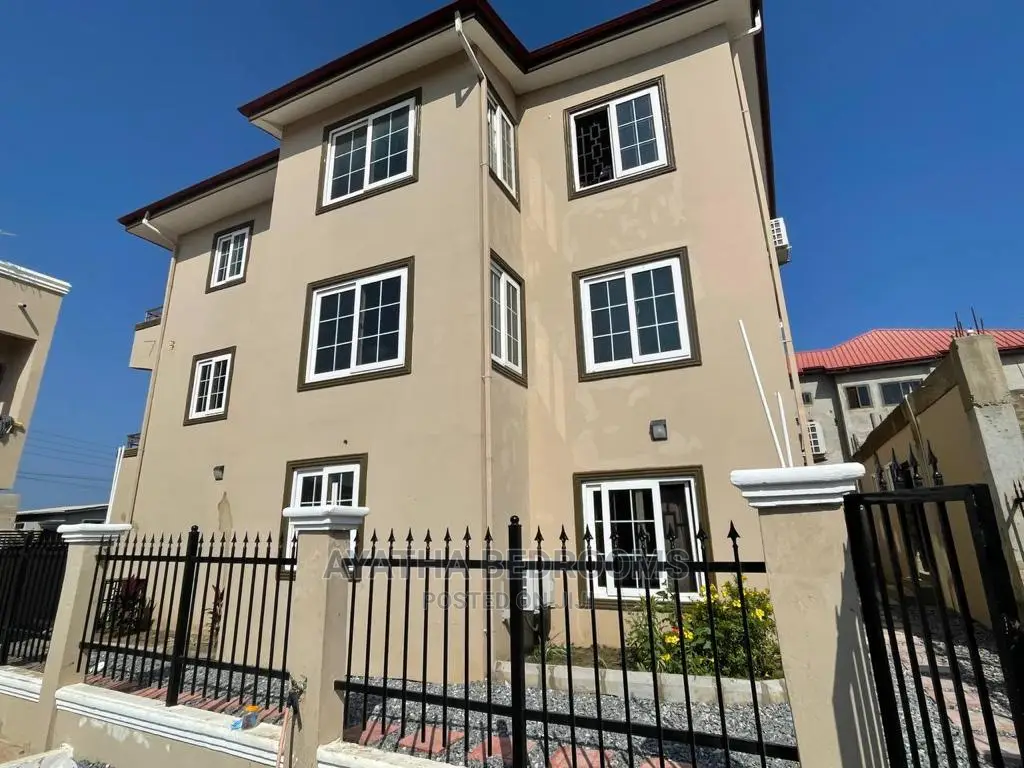 3bdrm Apartment in Ayathar Bedroom, Tseaddo for Rent