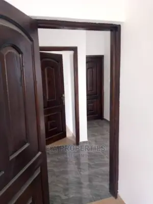 2bdrm Apartment in E a Properties, Frafraha for Rent