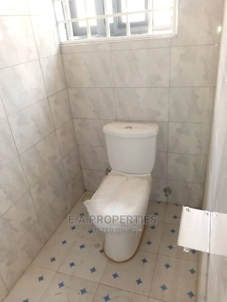 2bdrm Apartment in E a Properties, Frafraha for Rent