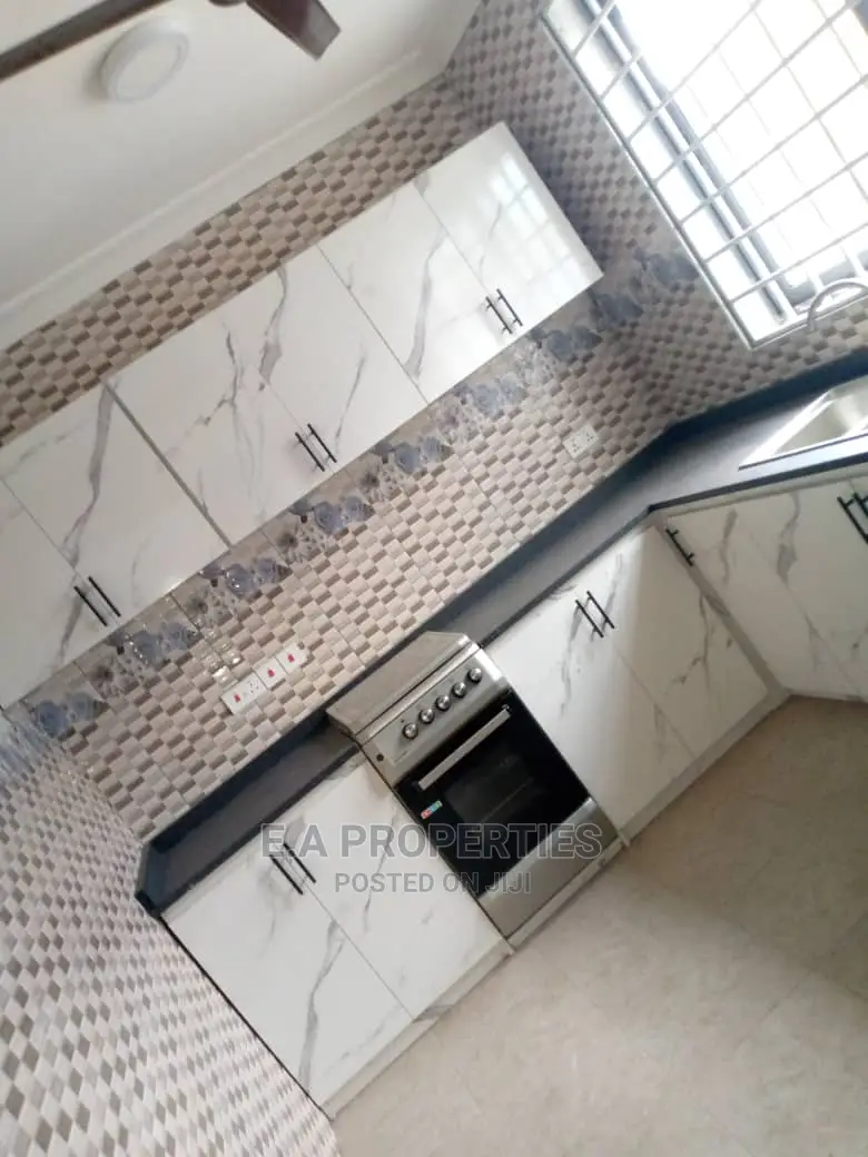 2bdrm Apartment in E a Properties, Frafraha for Rent