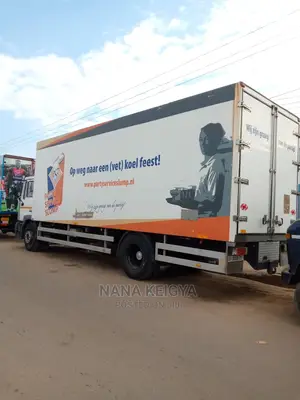 Container Truck for Hiring