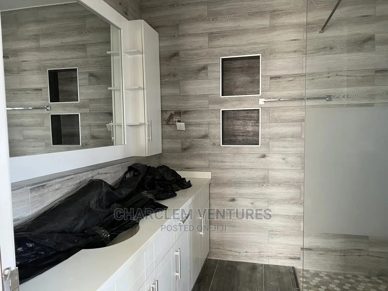 3bdrm House in Accra Metropolitan for Sale