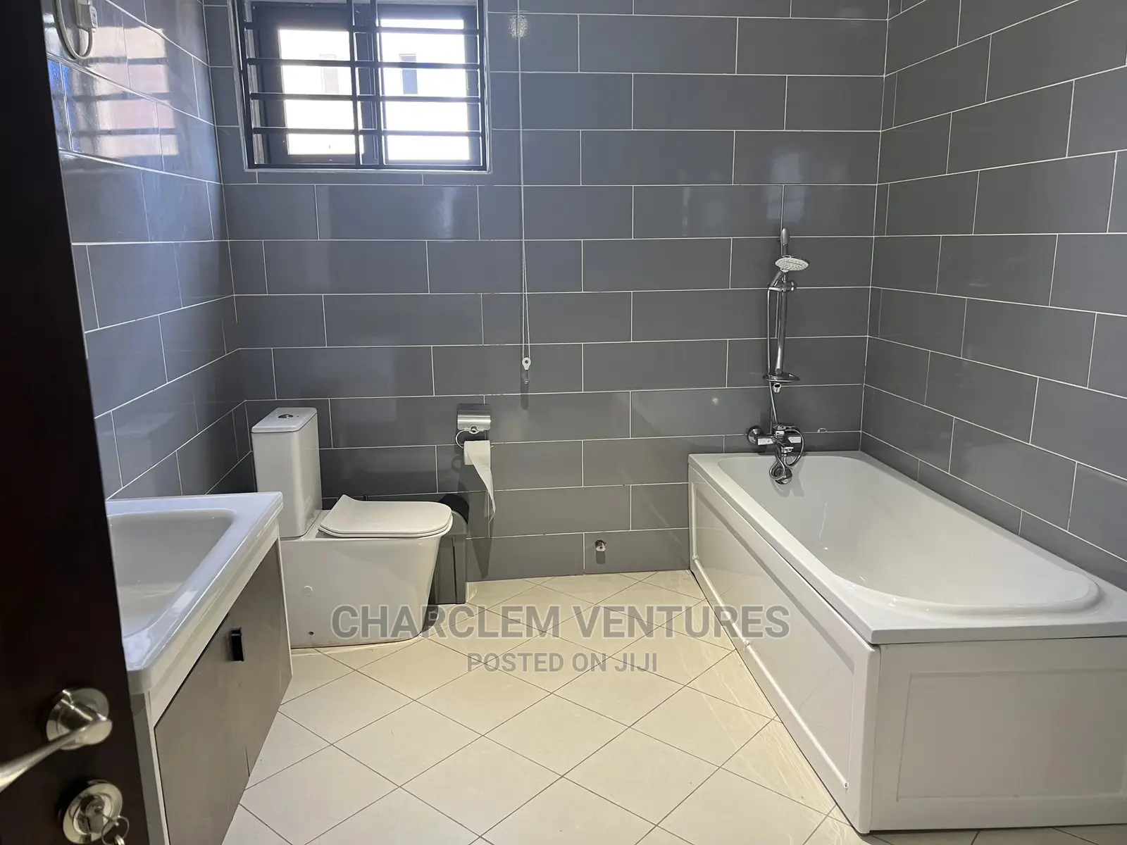Furnished 4bdrm Duplex in Accra Metropolitan for Rent