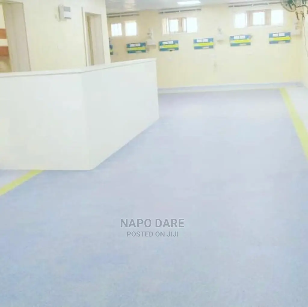 Homogeneous Hospital Flooring