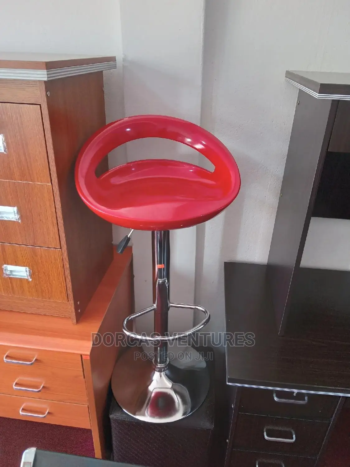 Plastic Bars Chair