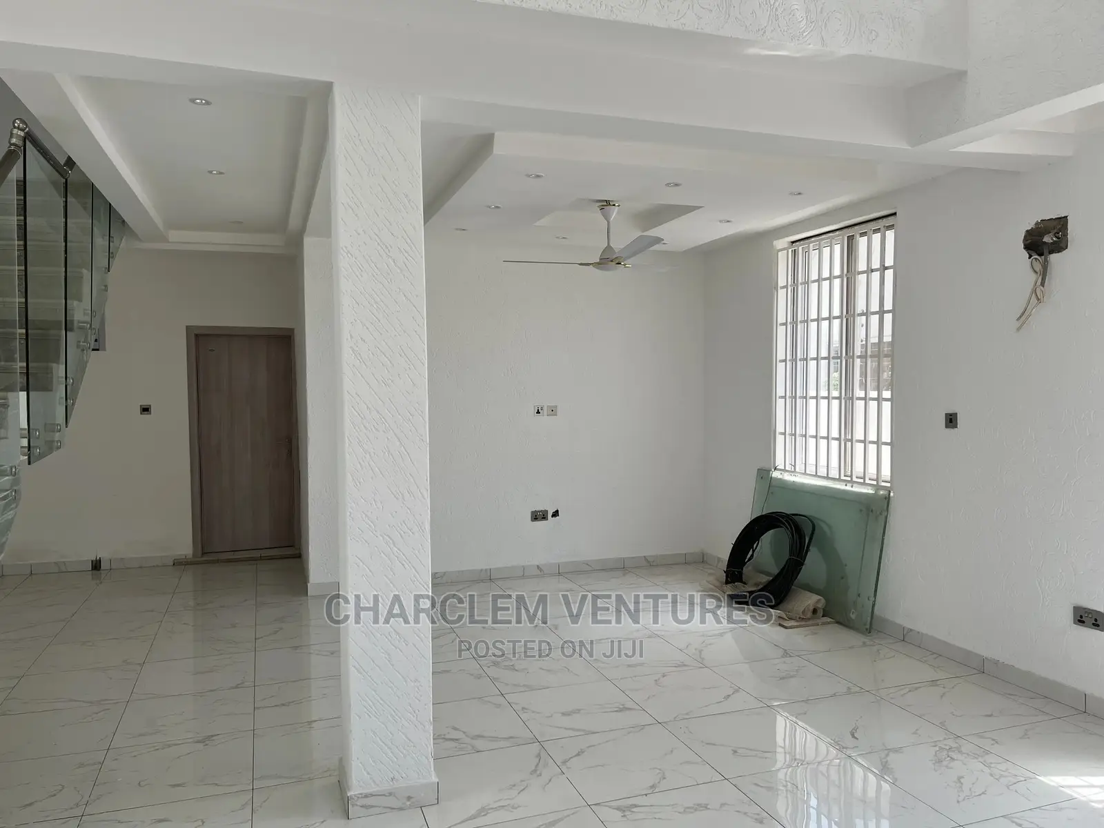 4bdrm Duplex in Accra Metropolitan for Sale
