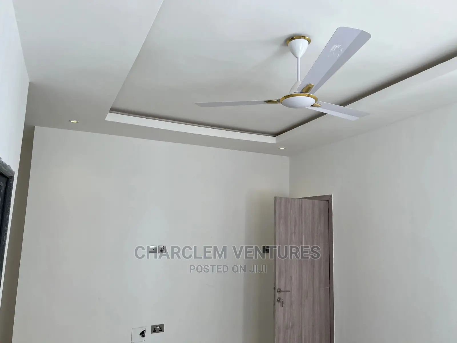 4bdrm Duplex in Accra Metropolitan for Sale