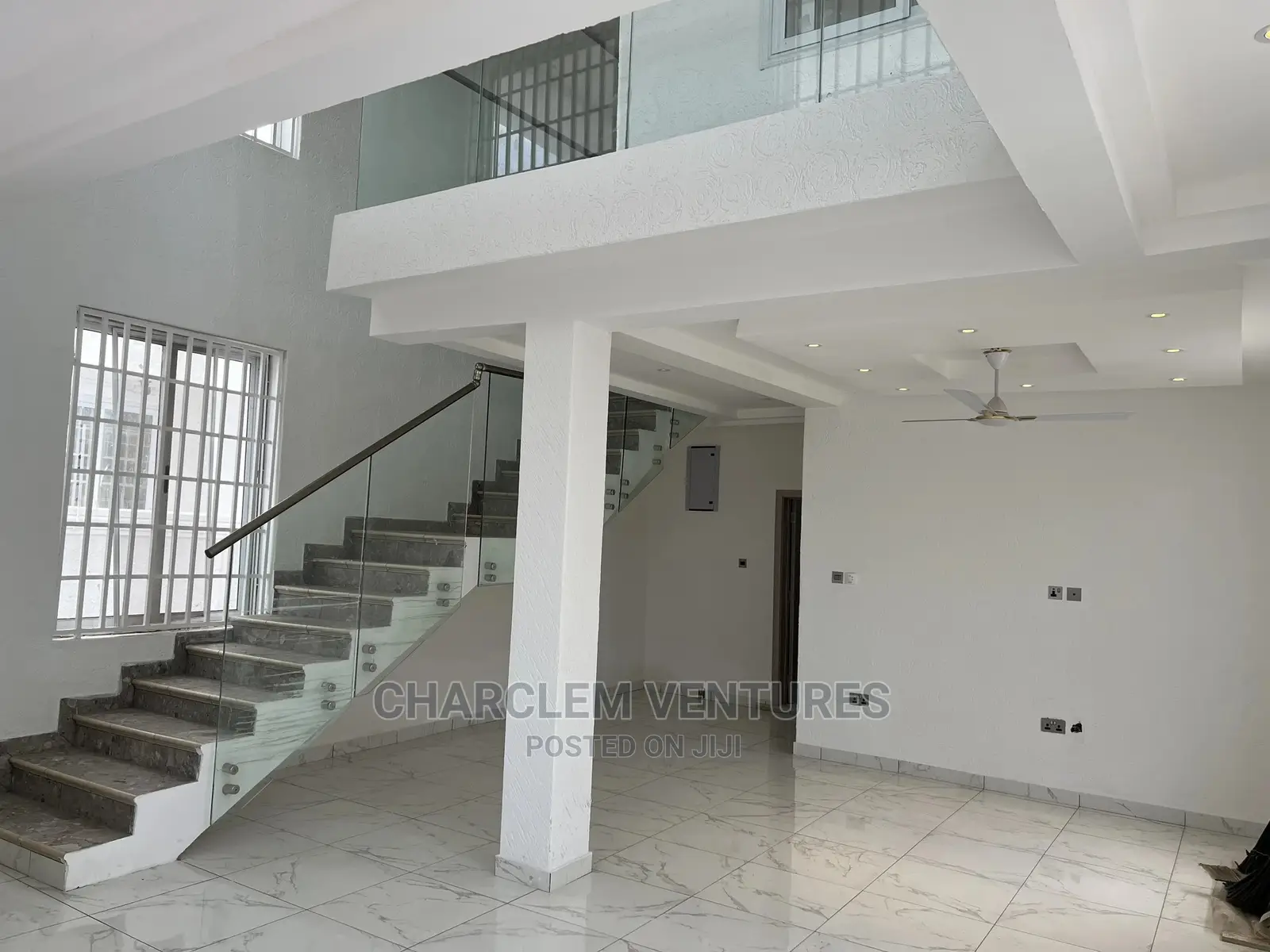 4bdrm Duplex in Accra Metropolitan for Sale
