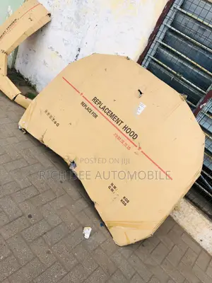 Highlander 2022 Bonnet