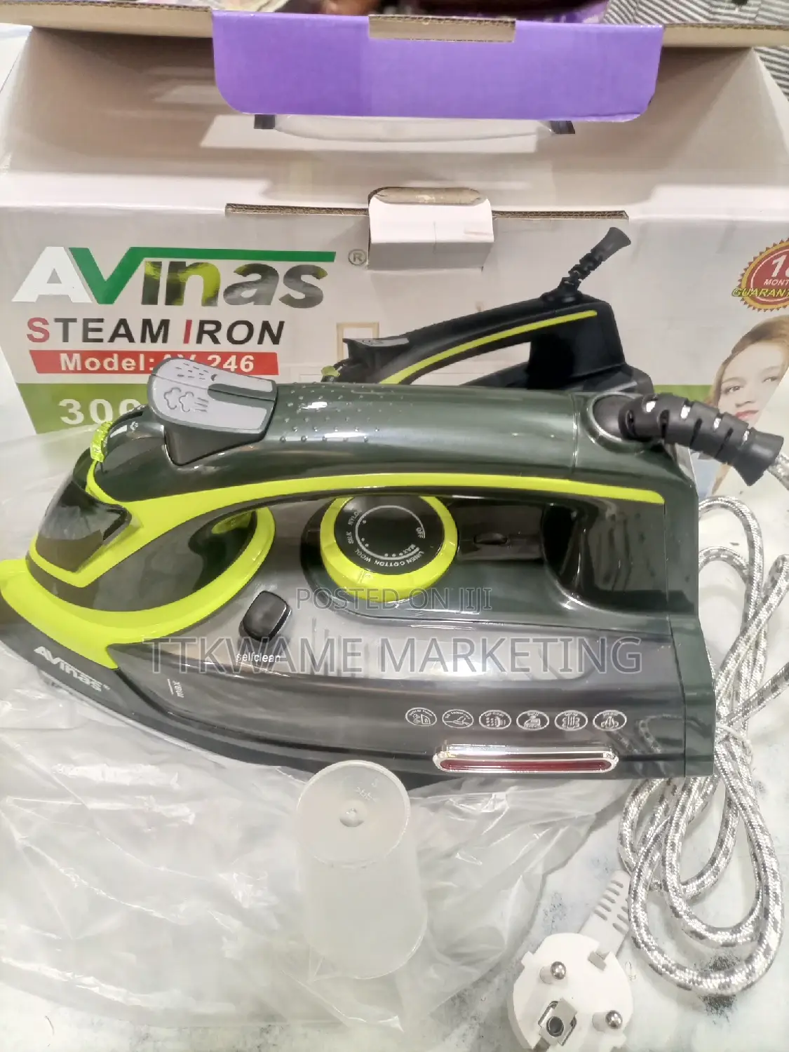 Steam Iron Avinas Green