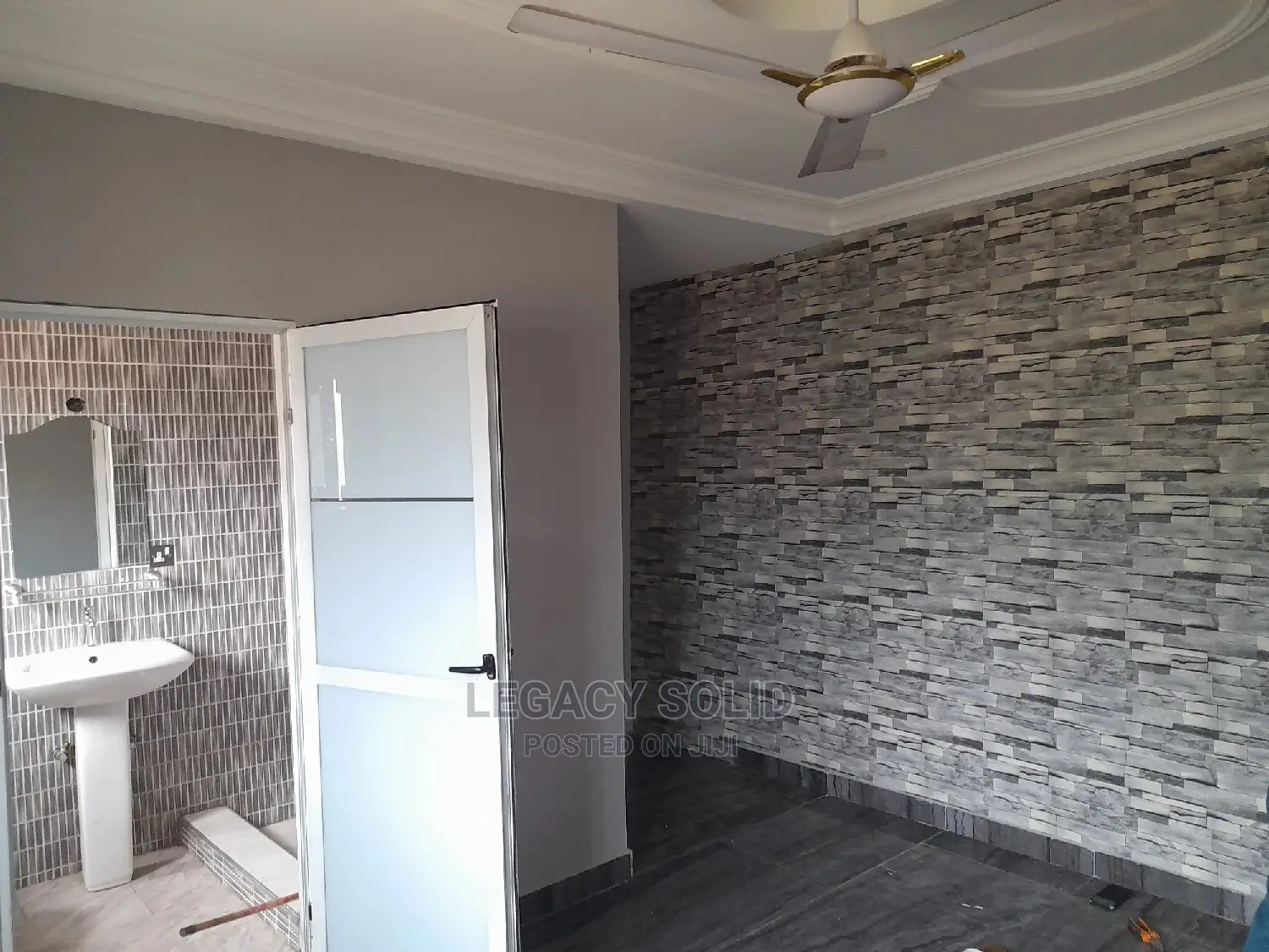 1bdrm Apartment in Legacy Solid Real, Teshie for rent
