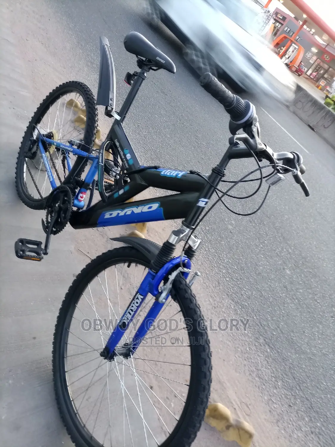 Giant Black Bounce Bike