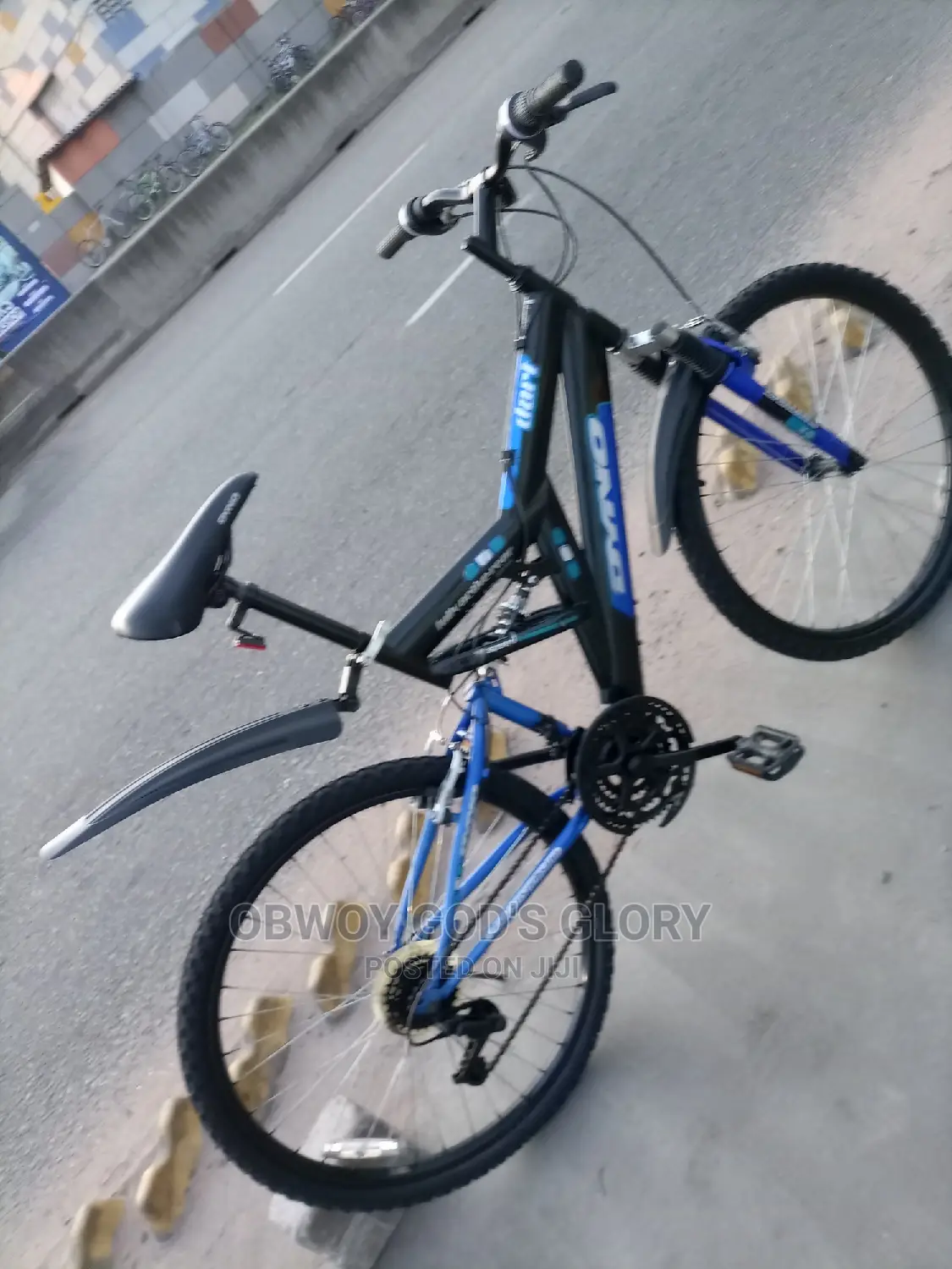 Giant Black Bounce Bike