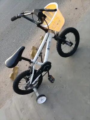 White Jet Kids Bike