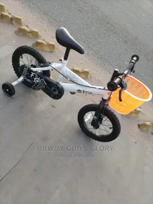 White Yet Kids Bike