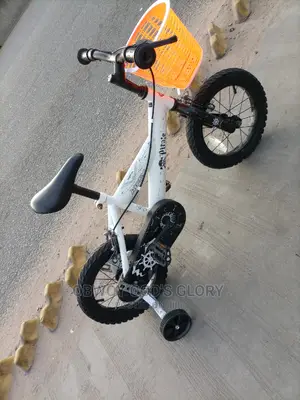 White Yet Kids Bike