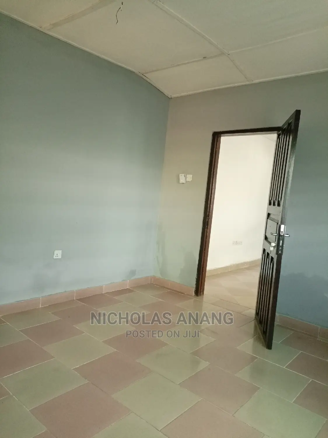 1bdrm Apartment in The Dorns Properties, New Town for rent