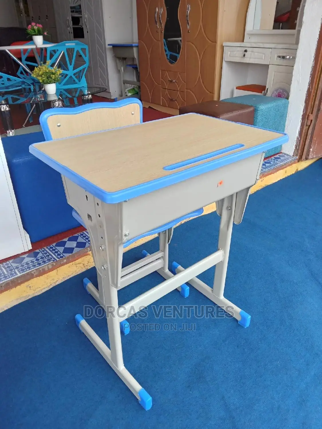Foreign Made Students Desk